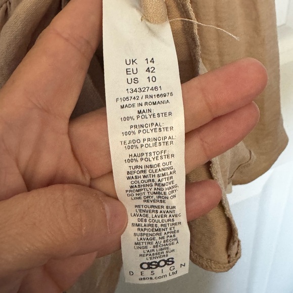 50 ASOS Tan Button-Front Sleeveless Romper - Picture 5 of 7